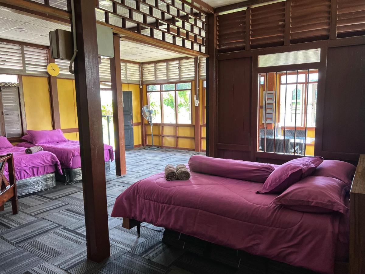 Kejora Homestay Kangar Exteriör bild