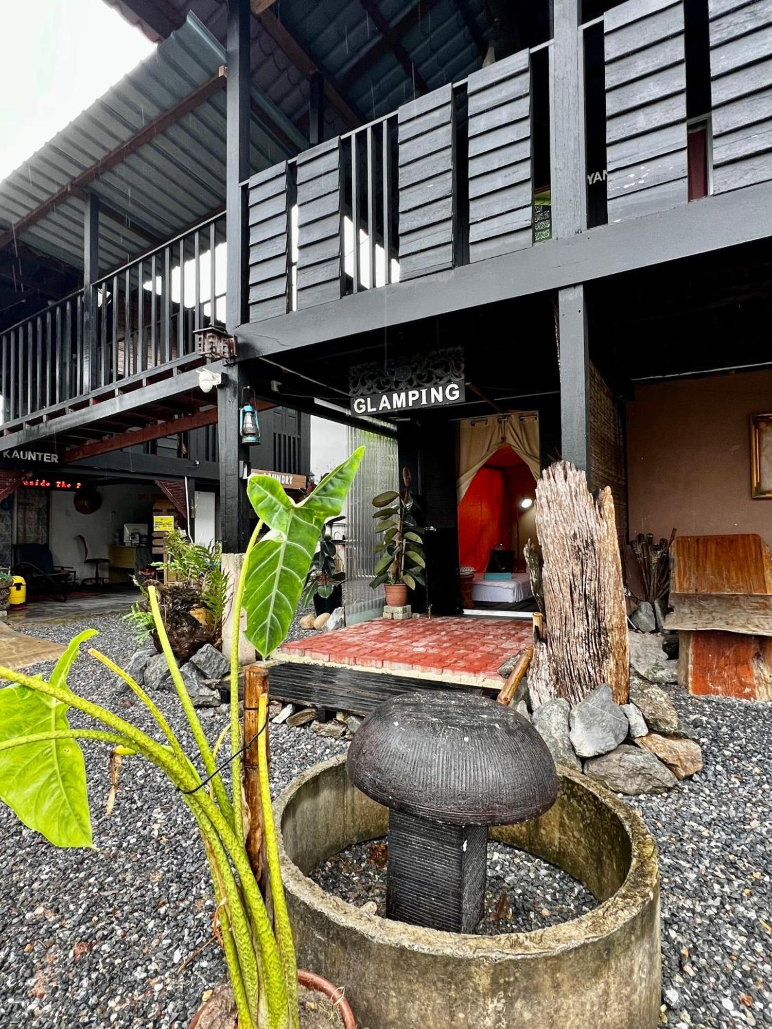 Kejora Homestay Kangar Exteriör bild