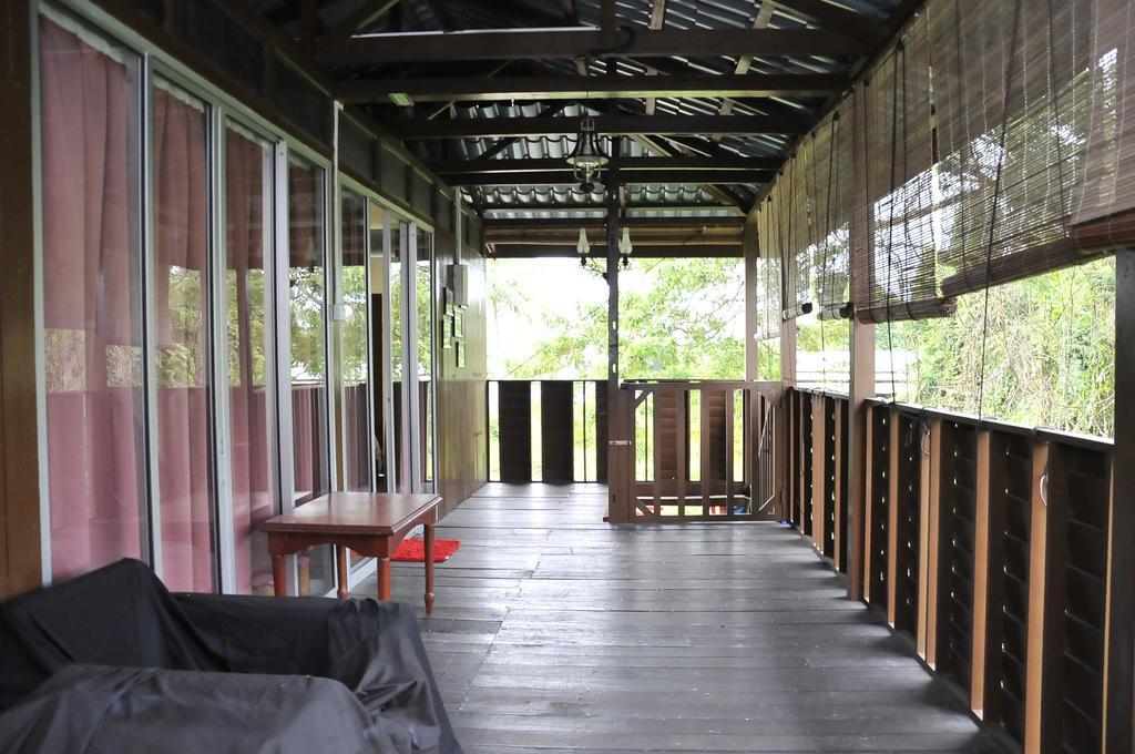 Kejora Homestay Kangar Exteriör bild