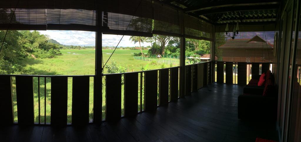 Kejora Homestay Kangar Exteriör bild