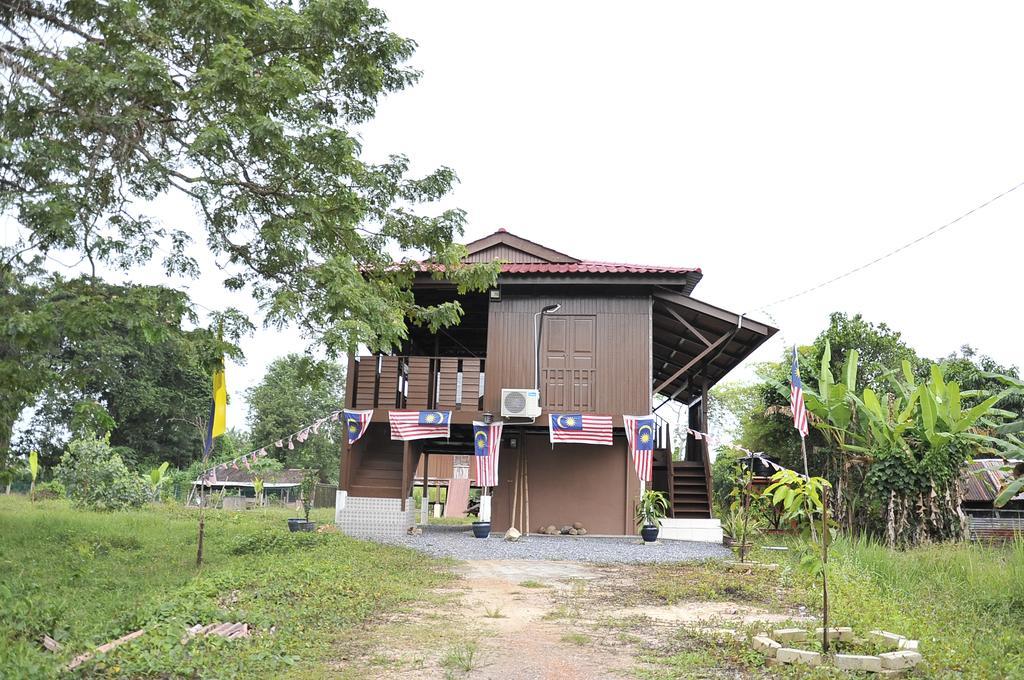 Kejora Homestay Kangar Exteriör bild